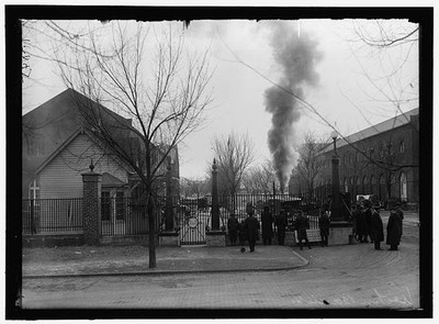 Washington Barracks,Washington,DC,District of Columbia,Harris & Ewing,c1915