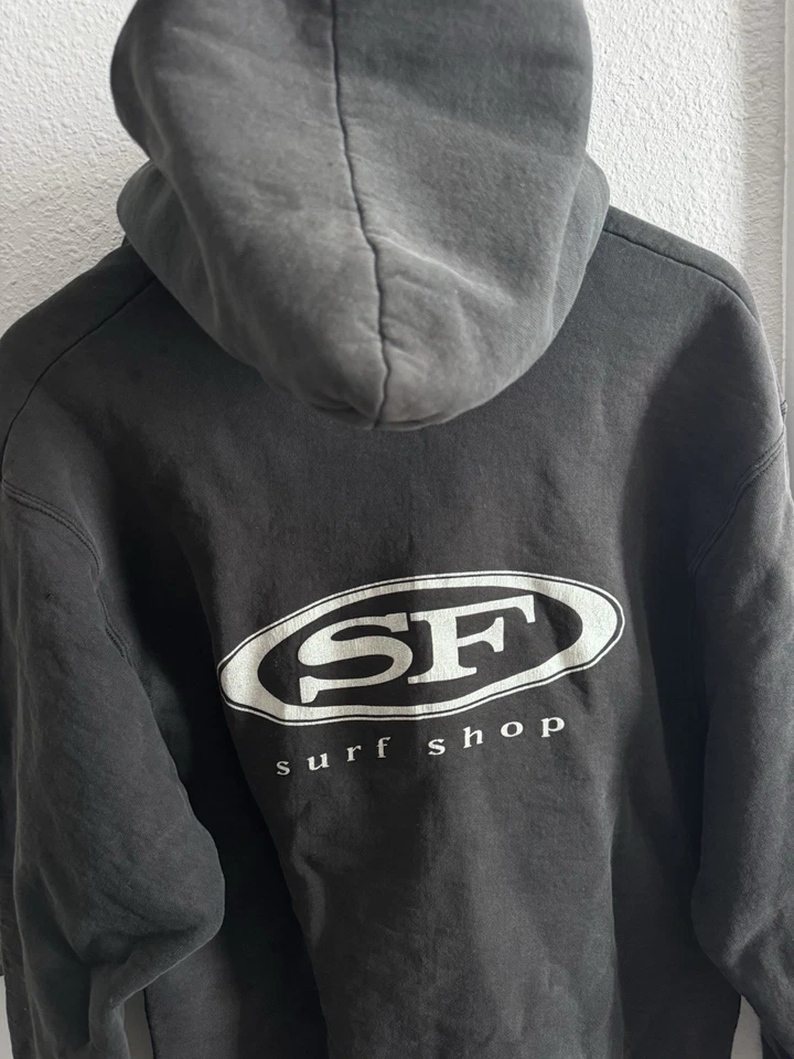 Sudadera con Capucha Vintage Años 90 Fruit Of The Loom Negra Desteñida por el Sol Surf Shop Talla L Foto 2 de 4