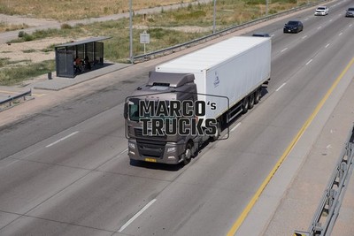 LKW Foto Sitrak Kofferauflieger Kasachstan grau TONAR #w8lk