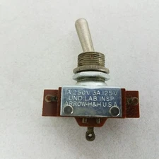 Bat Handle DPDT Switch Arrow - H&H Made in USA 1A@250V 3A@125V Vintage