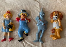 Vintage Wizard Of Oz Plastic Magnets 4, Dorothy , Lion, Tin Man, Scarecrow, 3”,