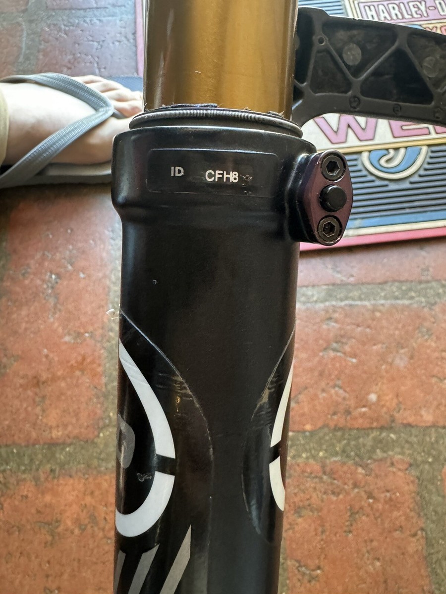 2015 Fox 40 Float Factory Series Fit Rc2 26” 20x110 Downhill Forks