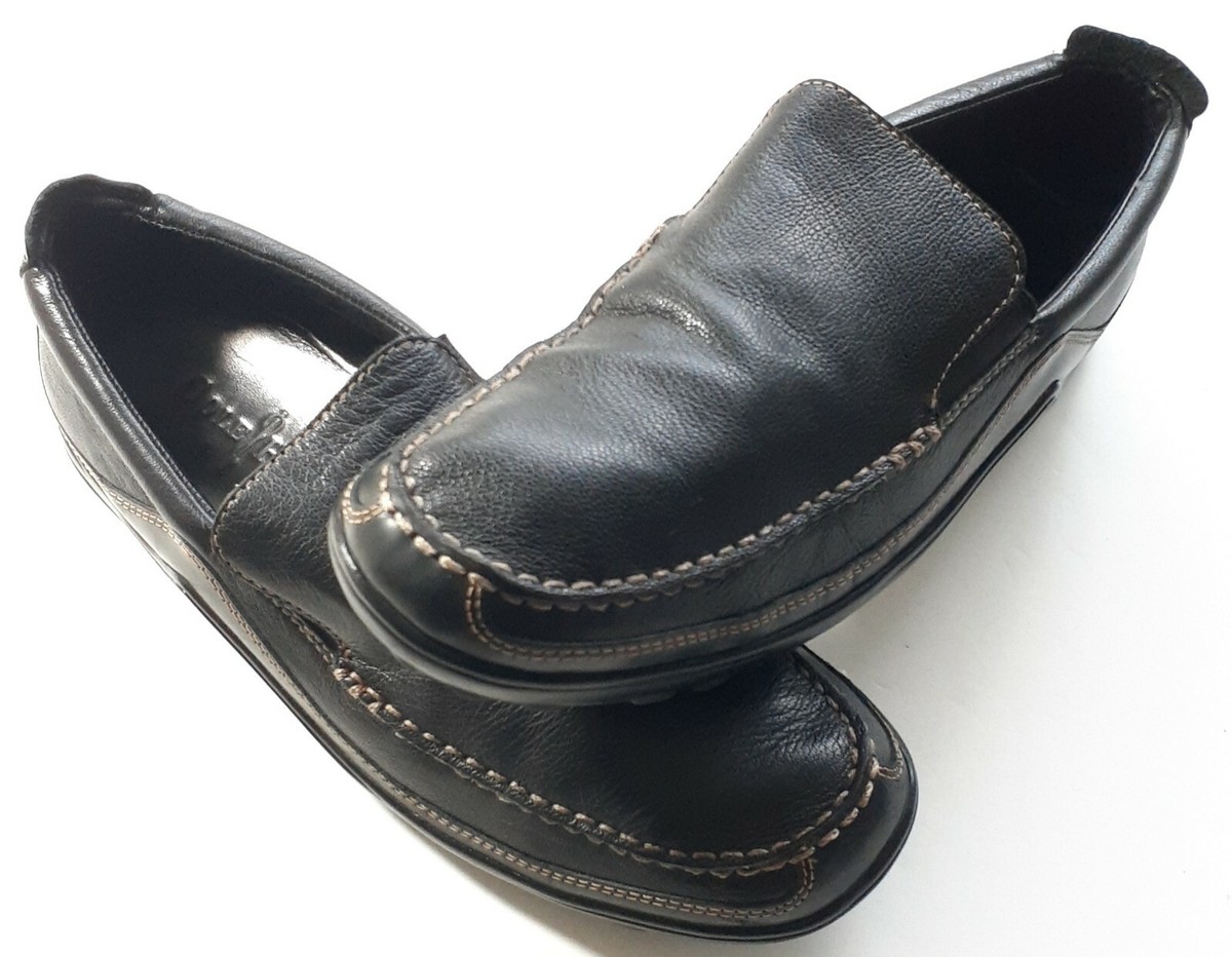 Cole Haan Men display picture 3