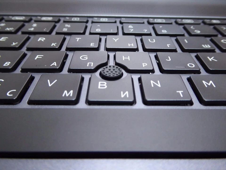 HP ZBOOK 15 G4, RUSSIA+ ENGLISH: i7-QUAD 32GB AMD WX4150 RUSSISCH US-ENGLISH - Bild 3 von 4