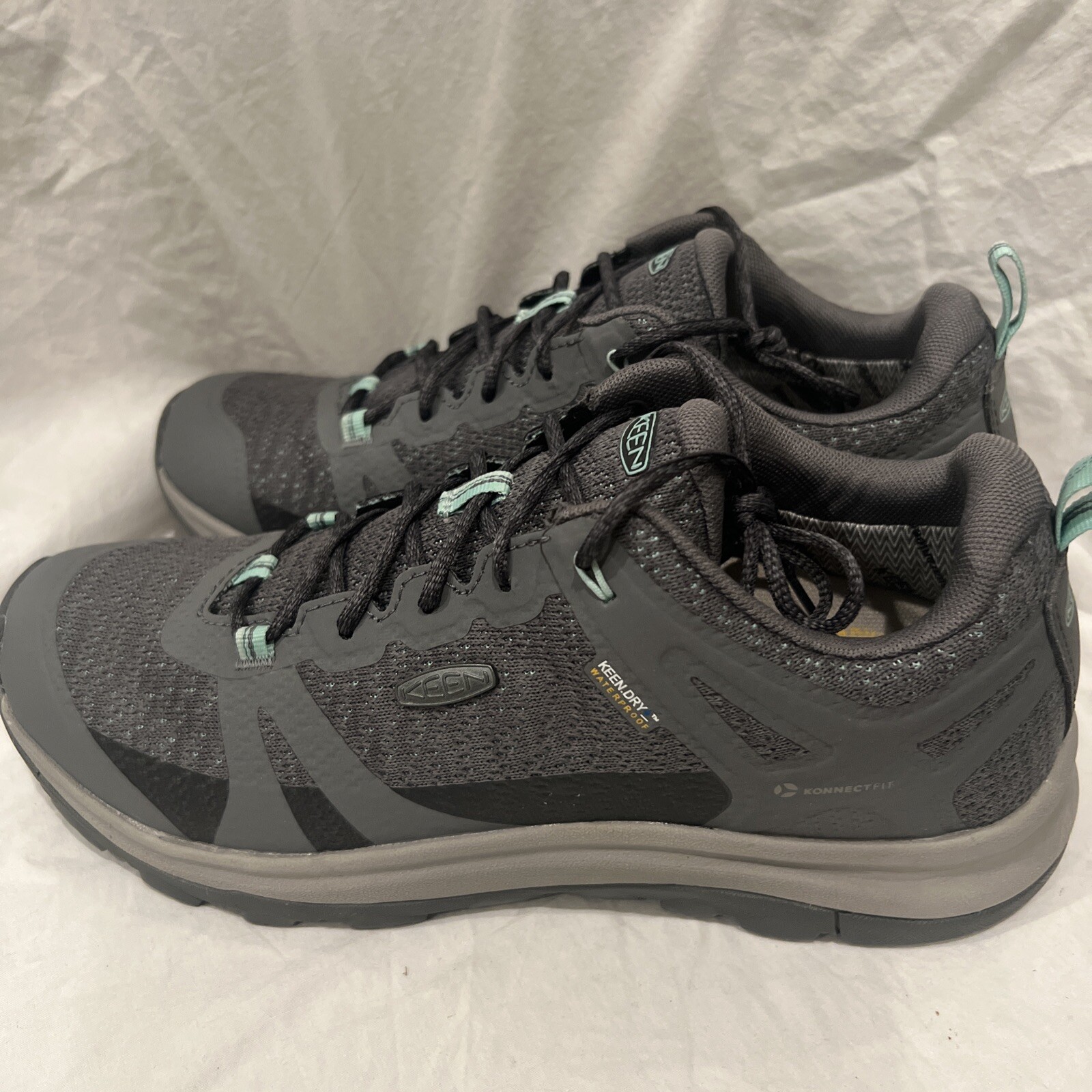 NUOVE sneaker da trekking basse impermeabili Keen Terradora 2 da donna taglia 6