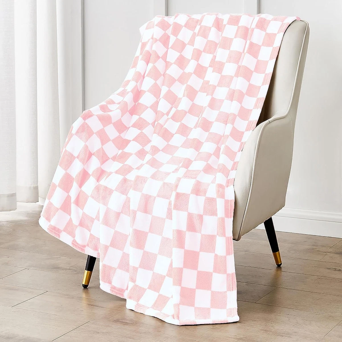 Edenleaf Pink Checkered Blanket Ultra Soft Fleece Throw 50