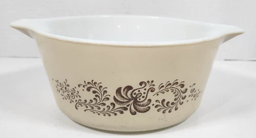 Vintage 1970s Pyrex Homestead 474-B 1.5 L Casserole Dish No Lid