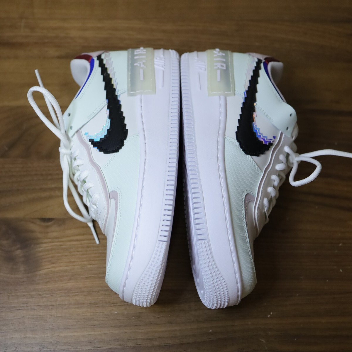 Nike Air Force 1 Shadow SE 'Pixel Swoosh - Barely Green
