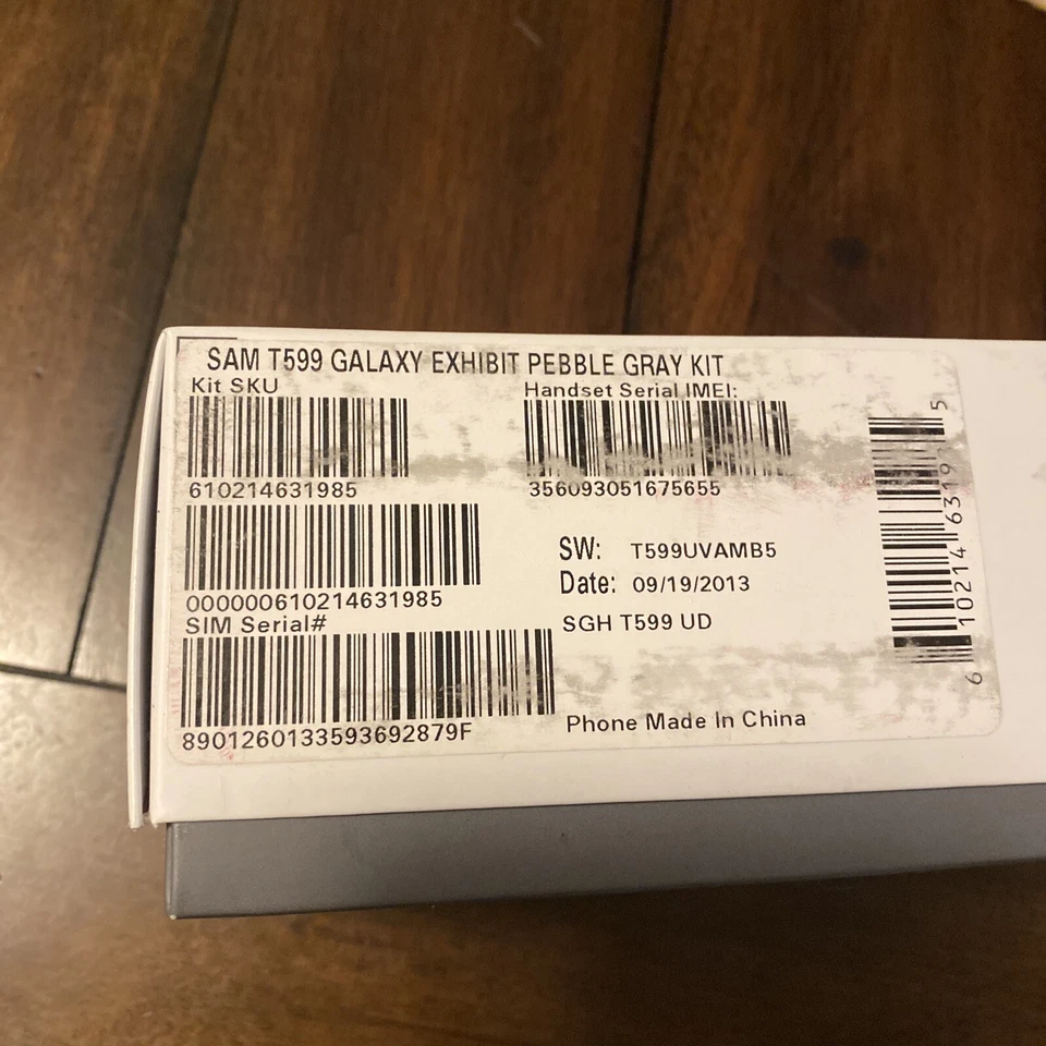 Samsung SGH-T599 Galaxy Exhibit Cell Phone - T-Mobile - BRAND NEW IN BOX!! NOS - Image 3 of 4