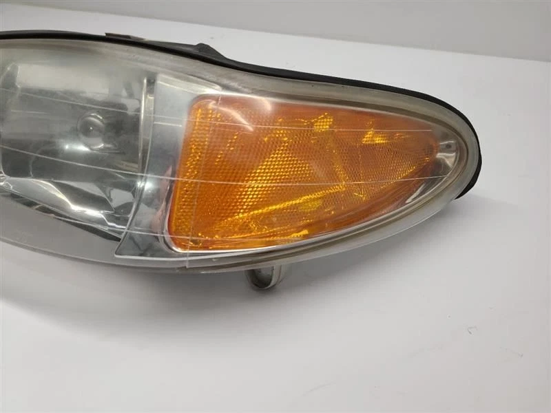 Farol esquerdo para motorista Ford Escort 1999-02 excluindo cupê LH - Imagem 2 de 4