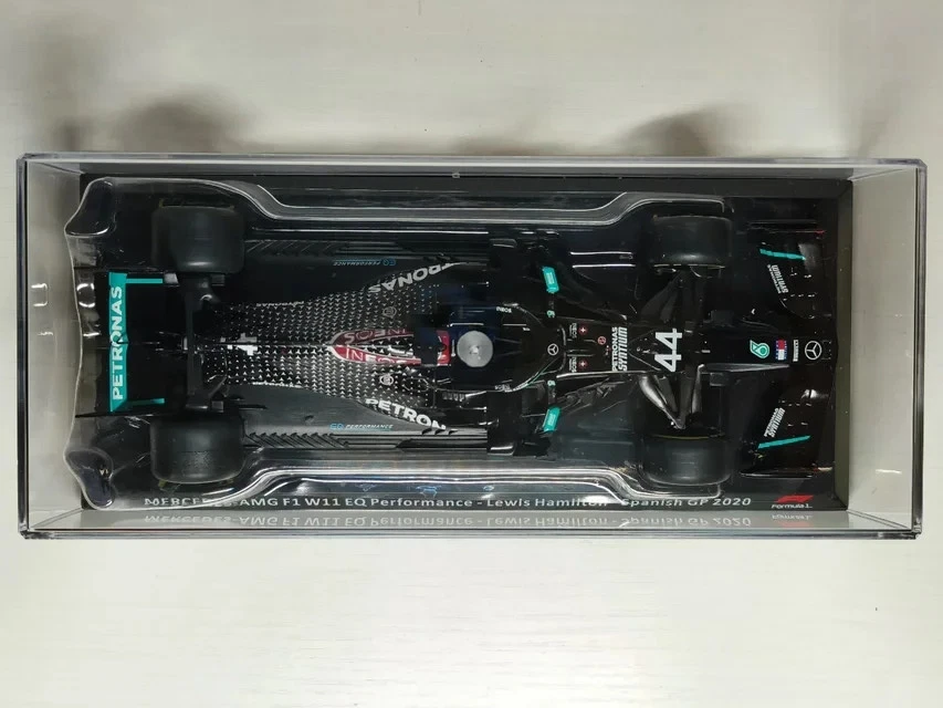 1:24 Mercedes-AMG F1 W11 - Lewis Hamilton 2020 Spanish GP + Magazine - Immagine 3 di 3