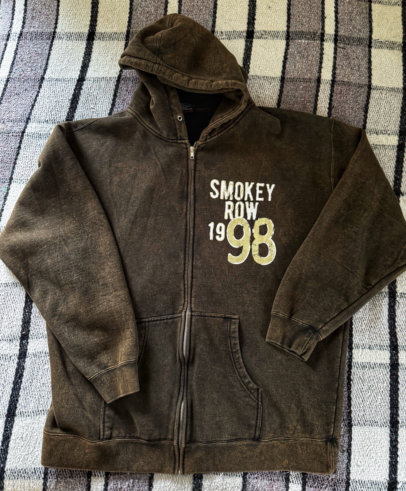 FILA Felpa con cappuccio e zip resistente Iowa Coffee Shop Smokey Row. 2XL e molto bello