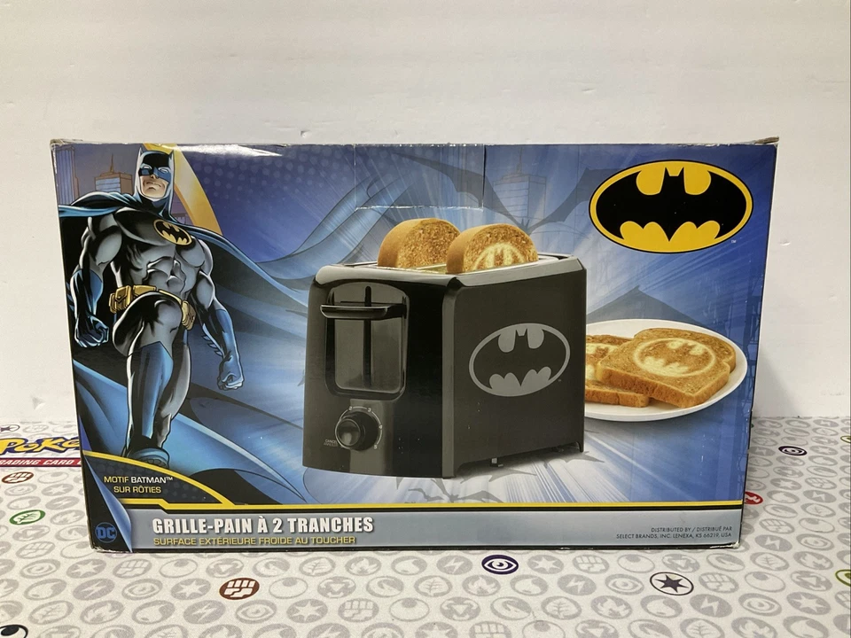 NEU! DC Comics Batman Toaster 2 Scheiben Fledermaus Logo Aufdruck auf Toast Superheld - Bild 3 von 4