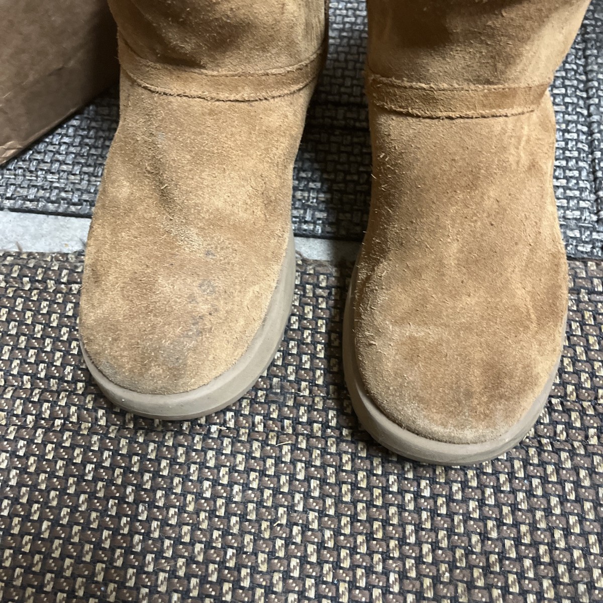 UGG W CLASSIC MINI WATERPROOF Boots Metal size 9 View 2
