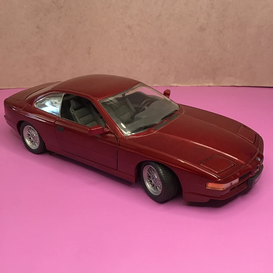Vintage Revell A.G. BMW 850i 1:18 1991 Toy Car Vintage Die-cast Maroon - Image 2 of 4
