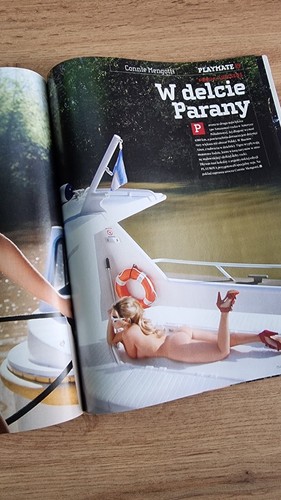 Playboy 5/2010 (Polish) - Connie Mengotti, Francys Berraza Sudnicka - Picture 7 of 9