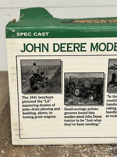 SpecCast 1/16 John Deere 1941-1946 Model LA Tractor Box Box Only No Tractor - Picture 7 of 19