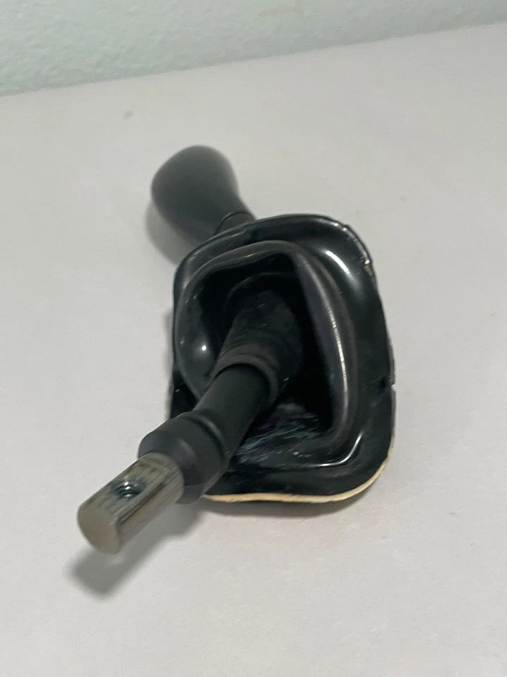 1997-2005 Buick Park Ave Steering Column Transmission Gear Shifter Lever Boot - Image 3 of 4