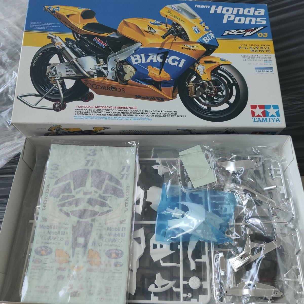 Honda Rc211v Team Pons MOTOGP 2003 Tamiya 14095 1/12 for Honda Rc211v Team Pons MOTOGP 2003 Tamiya 14095 1/12 for