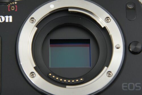 Near Mint!! Canon EOS M Black 18.0 MP Mirrorless Camera EF-M 18-55 Lens - Picture 12 of 16