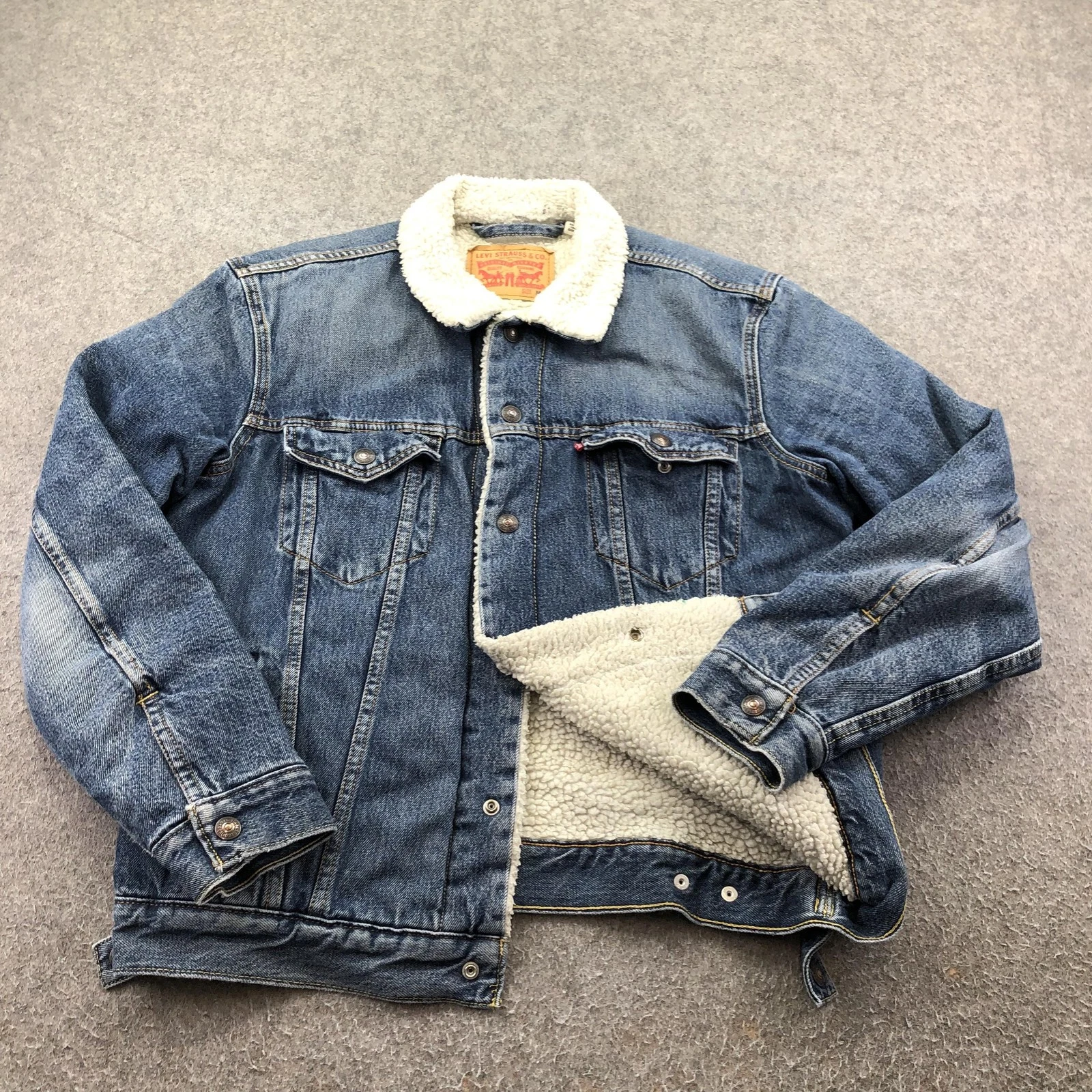 Levi's Jacket Mens Medium Blue Denim Sherpa Lined Trucker Button Winter Coat
