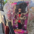 "Kenya - Fashion Madness - Growing Up Proud" 2013 China. New In Damaged Box. — photo 3