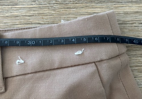 Uniqlo Ladies Pants Size M Tan Brown Wise Leg Chino Pockets BNWOT Classic Pleat - Picture 13 of 19