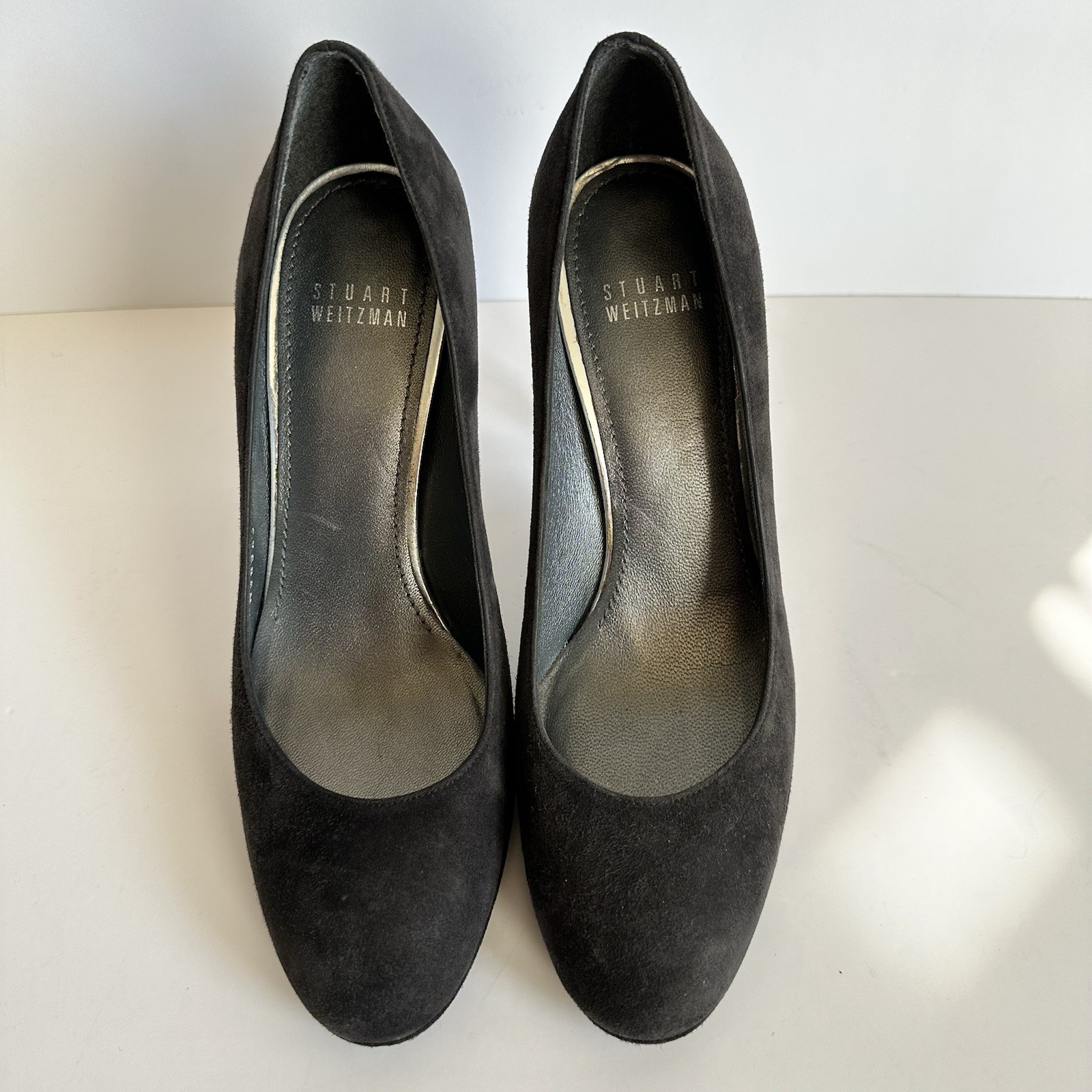 Stuart Weitzman Dark Gray Suede Platform Heels Si… - image 3