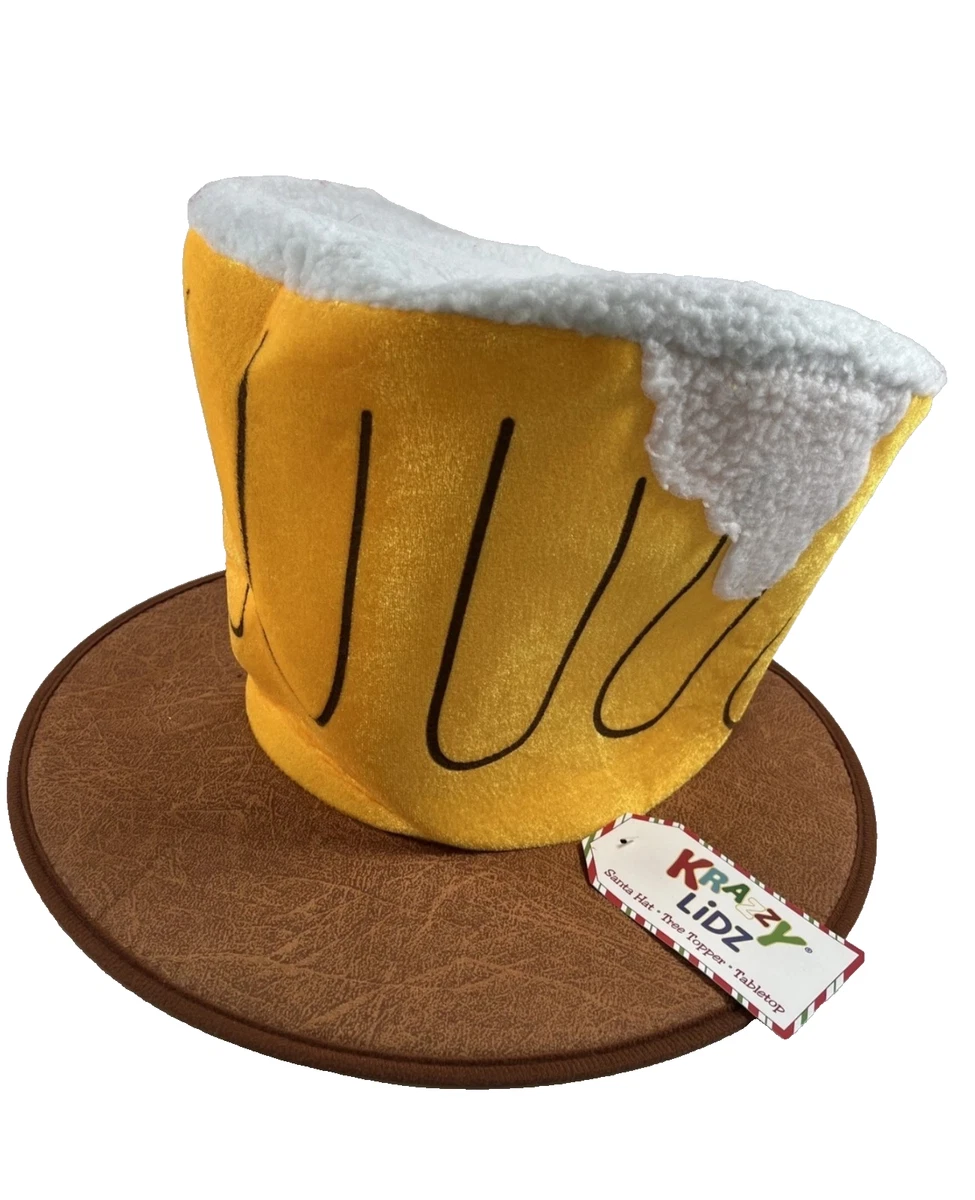 De latas de cerveza a gorras con estilo : El arte reciclado de Jaime De latas de cerveza a gorras con estilo : El arte reciclado de Jaime