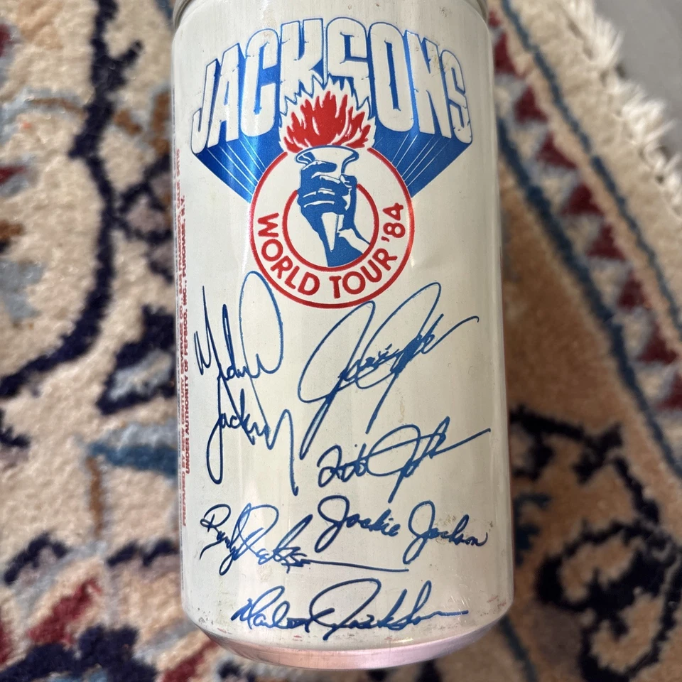 Rara lata de refrigerante Pepsi Cola Bank Jackson World Tour 1984 com autógrafos 12 oz alumínio - Imagem 2 de 4