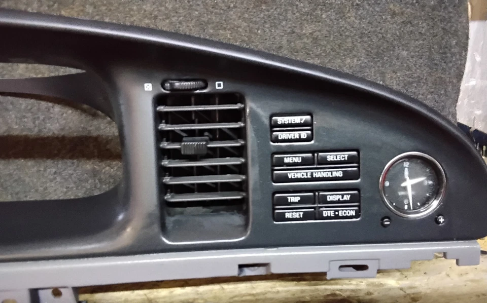 1998-02 年林肯大陆速度计 DASH TRIM BEZEL 原始设备制造商组件黑色 — 第 3/4 张图片