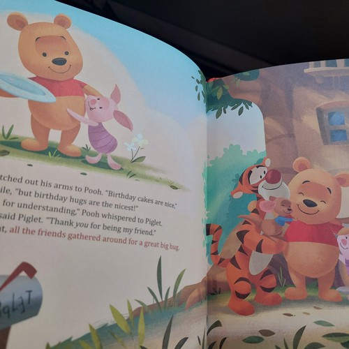 Hallmark Winnie Puuh Mitlesen mit 2 interaktiven Büchern - Bild 9 von 15