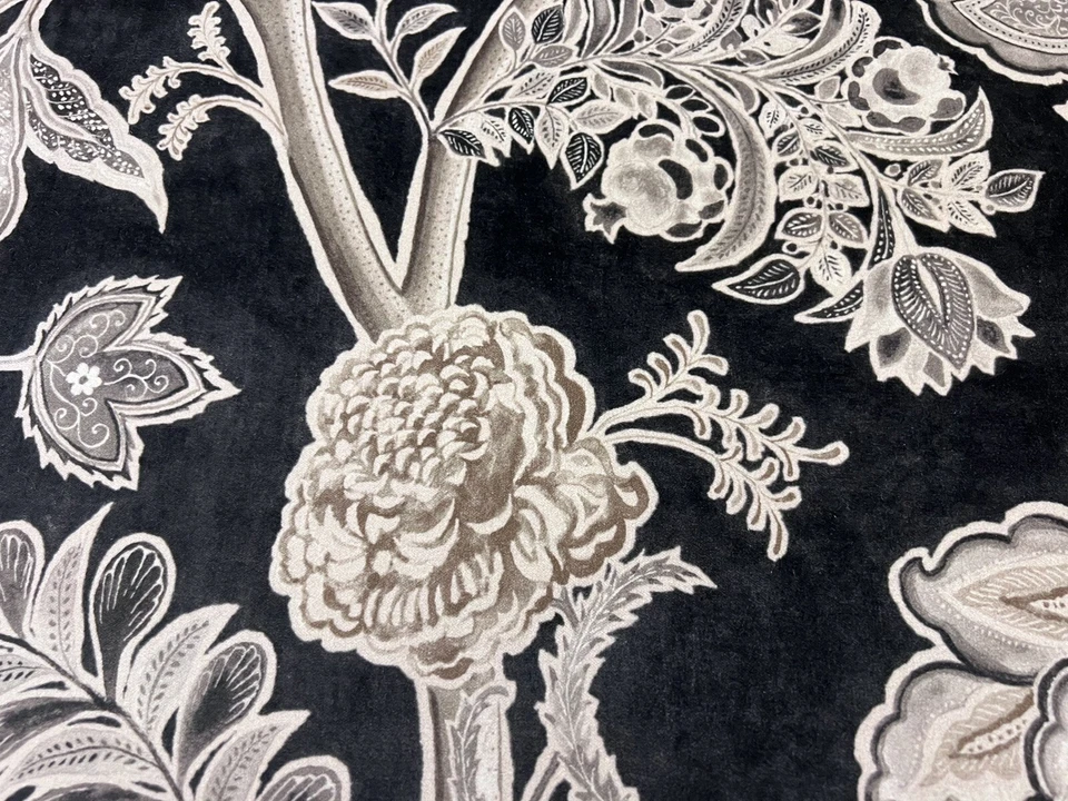 Tela con estampado de terciopelo Sanderson Tree of Life - GRAFITO SHALIMAR 4,50 yardas DART226321 Foto 4 de 4