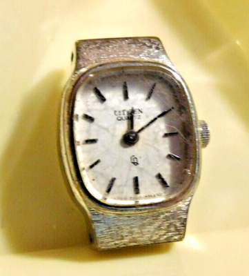 CITIZEN 腕時計 ブレスレットウォッチ シルバー ビンテージ 8300A CITIZE 8300A QUARTZ WATCH FOR PARTS or REPAIR. 8 JEWELS | eBay