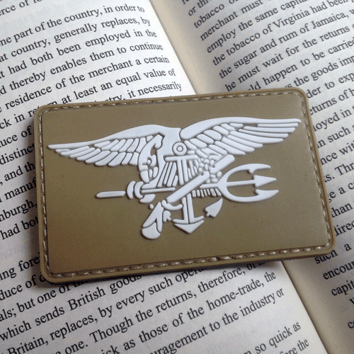 PARCHE TÁCTICO DEL EJÉRCITO DEL EJÉRCITO DEL EQUIPO DE SELLOS DE LA MARINA EE. UU. LOGOTIPO TRIDENTE 3D PVC EE. UU. - Imagen 2 de 7