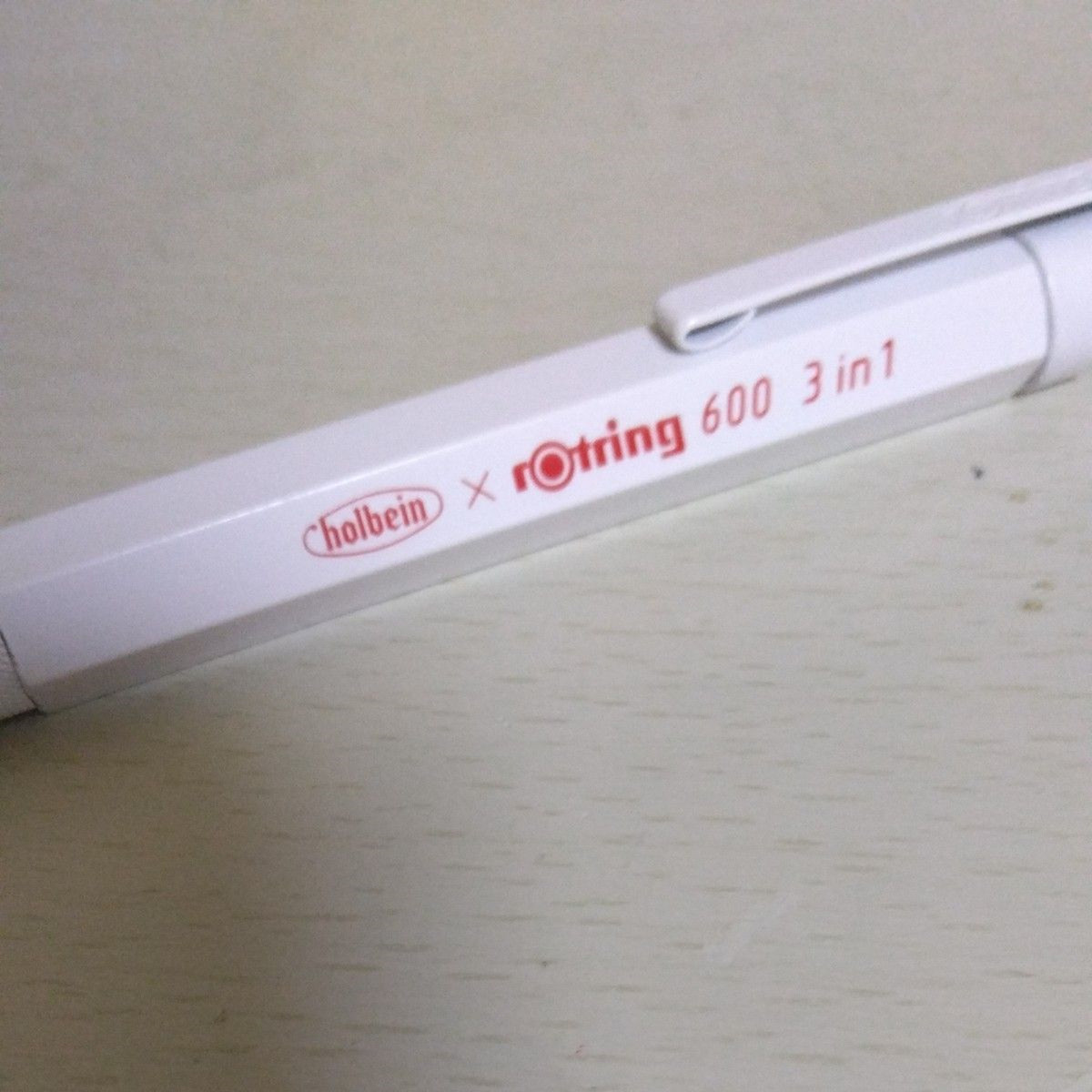 holbein × rotring 600 3in1 パーマネントホワイト
