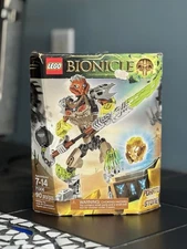 LEGO Bionicle Pohatu Master of Stone 71306 Brand New In Sealed Box Minor Damage