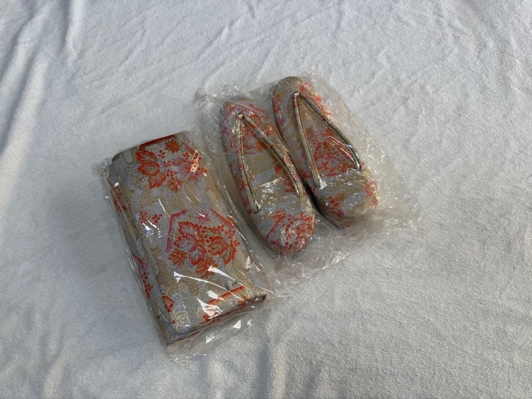 Japanese Kimono accessories set with 23cm zori sandals and bag