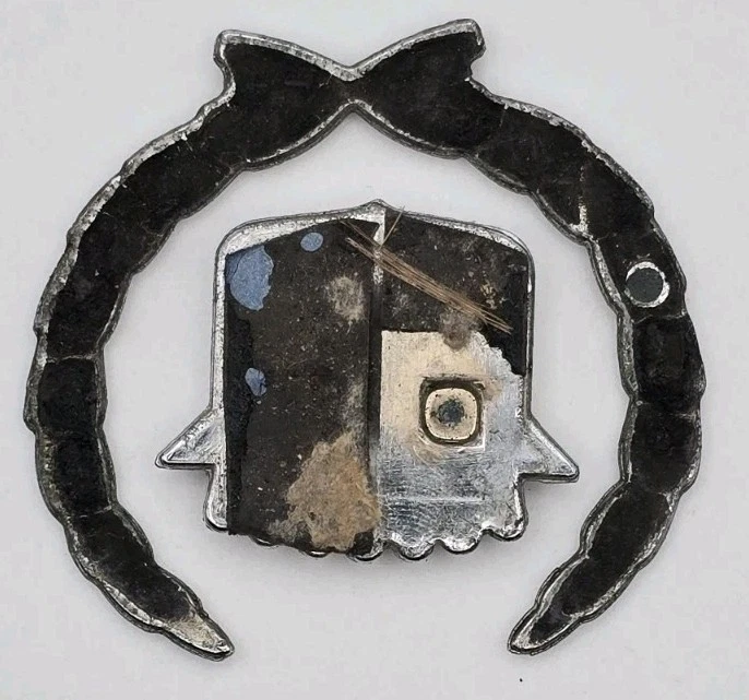 Insignia Cadillac Deville 1994-2002 emblema lateral OEM Foto 4 de 4