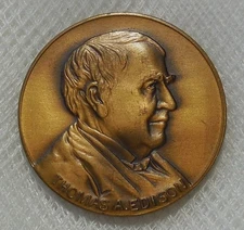 THOMAS A EDISON CENTENNIAL 1847-1947 WHITEHEAD HOAG COMMEMORATIVE MEDAL