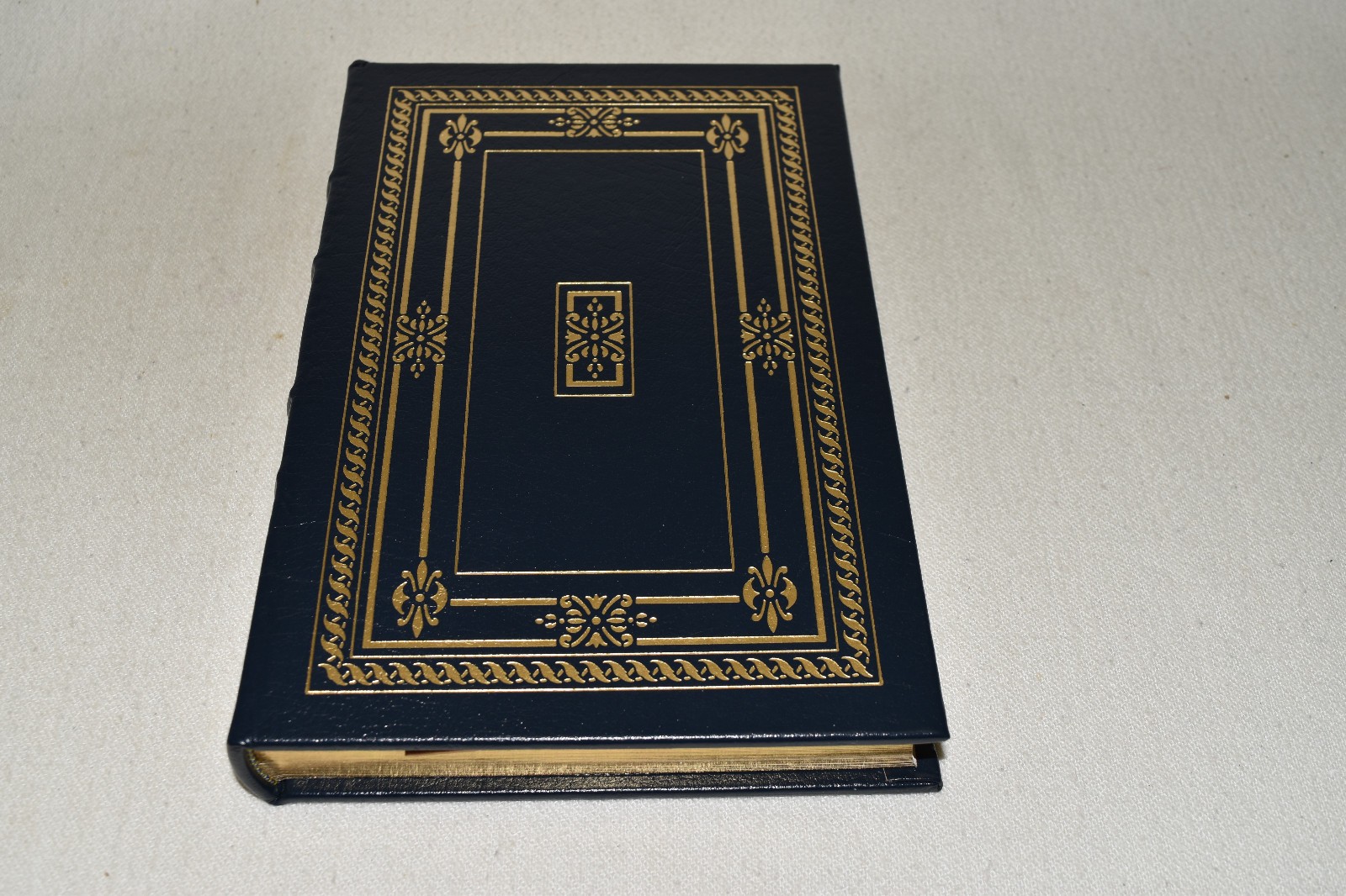 SIGNED Easton Press WORTH FIGHTING FOR Dan Quayle 1ST #46/1125 LEATHER FINE/RARE