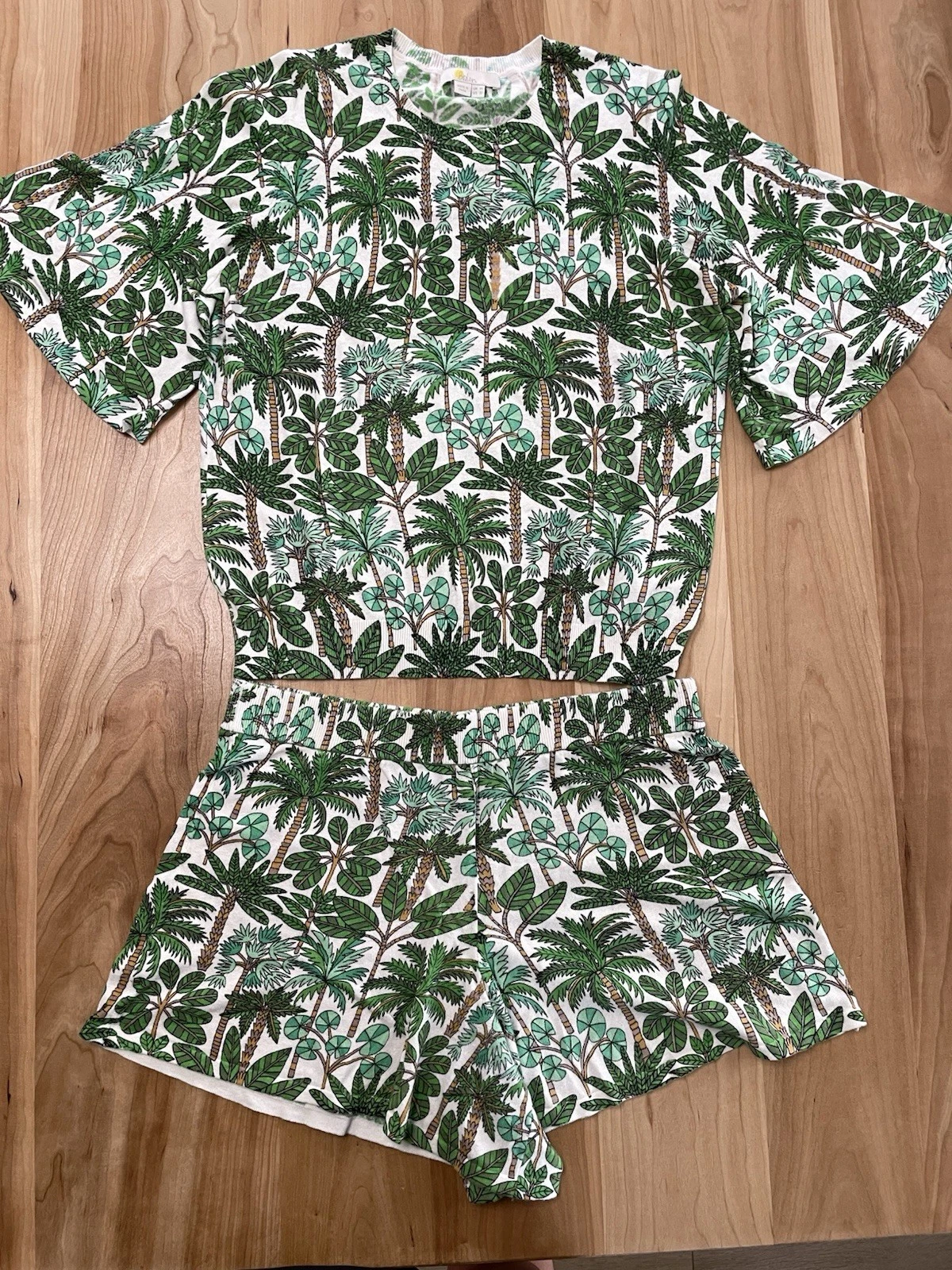 Boden Cara Sz 10 Knitted Palm Tree Tropical Print Top Shorts Set Cotton/Linen
Opens in a new window 