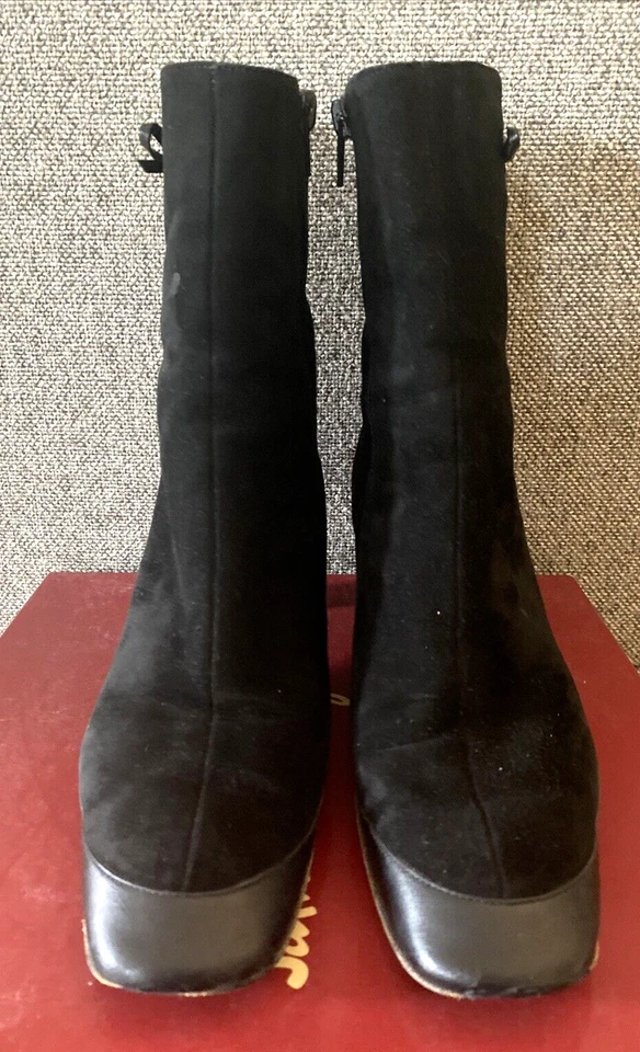 SALVATORE FERRAGAMO 黑色儿童麂皮绒皮革高跟鞋 8 码 2A AA 踝靴 — 第 2/4 张图片