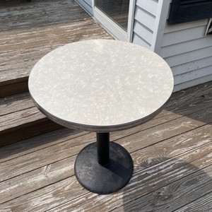 Vintage Formica and Chrome Soda Fountain Ice Cream Shoppe Table, NICE SHAPE!