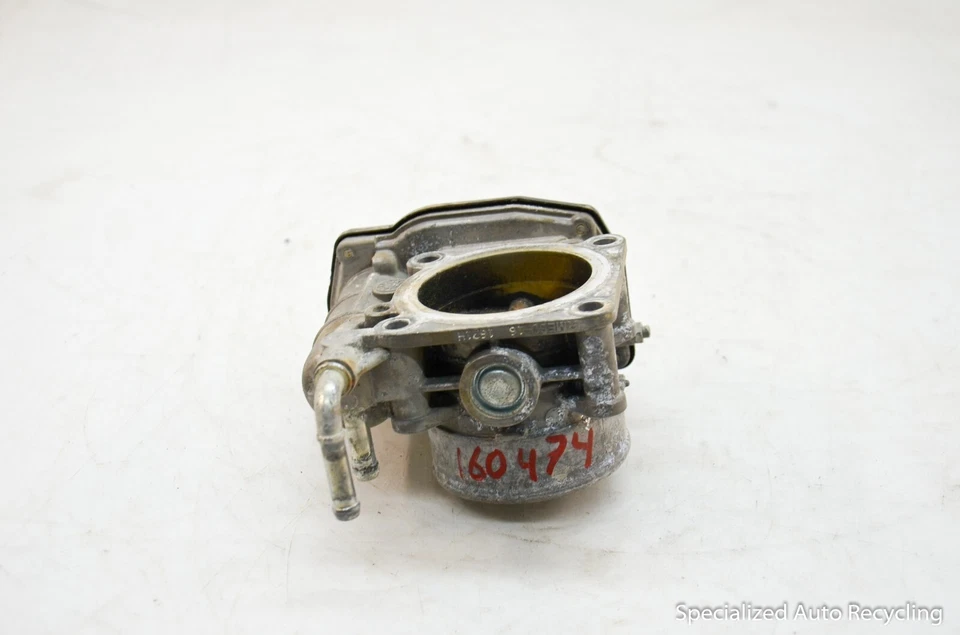 Infiniti M37 2012 carrocería del acelerador Foto 2 de 4