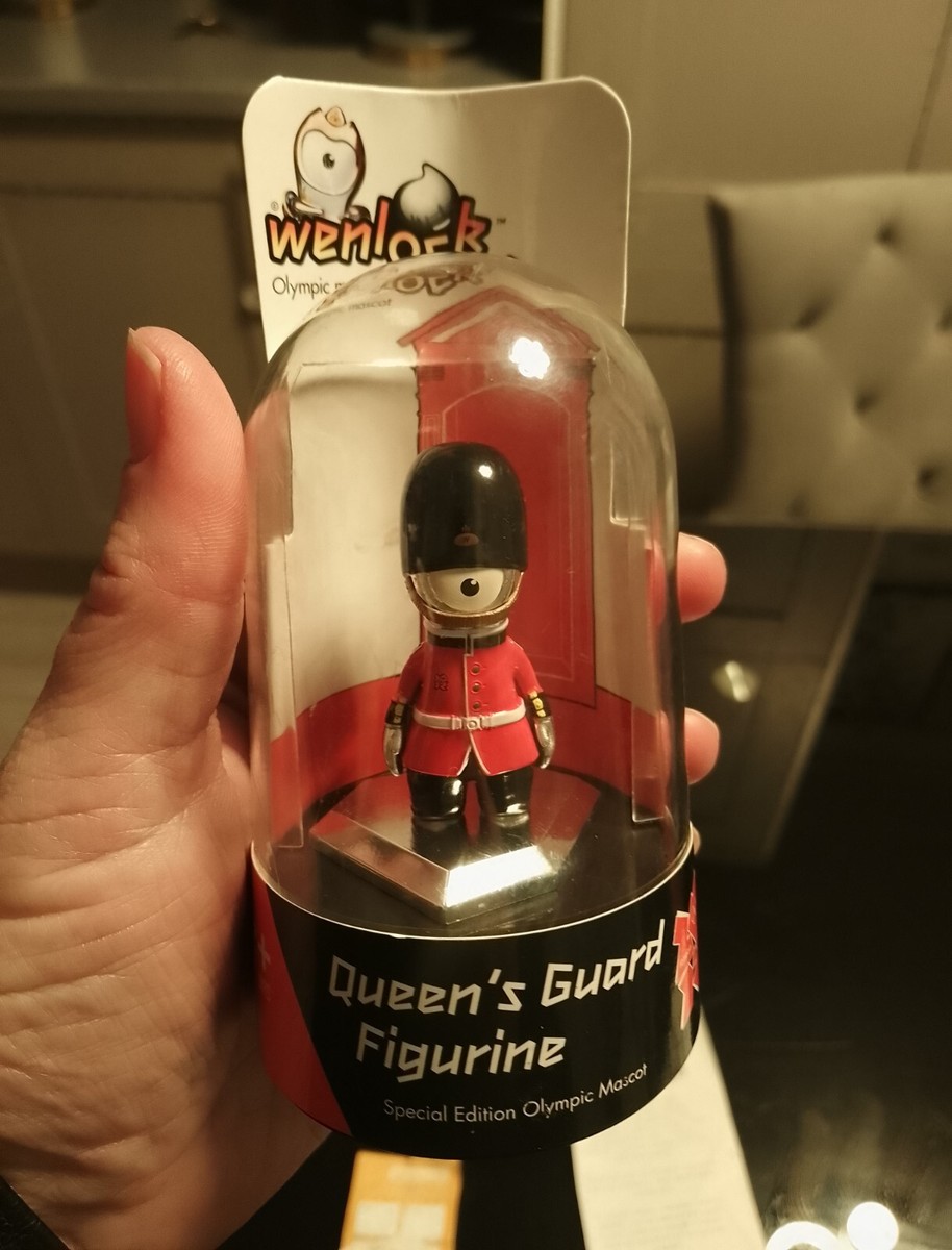 ロンドンオリンピック 2012限定 wenlock Queen's Guard ロンドンオリンピック 2012限定 wenlock Queen's Guard