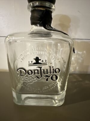 1942 DON JULIO 70th Anniversary Anejo Mexico Edition Tequila EMPTY Bottle ribbon