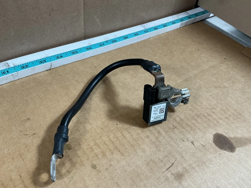 Cable de batería negativo Mercedes-Benz C250 2011-2018 A0009050054 OEM Foto 2 de 4