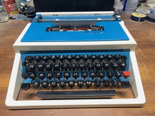 1970s Underwood 315 Typewriter - Script CURSIVE Typeface - Works! thumbnail