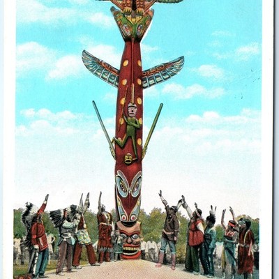 1933 Chicago World's Fair Postcard Lincoln Park Kwa Ma Rolas Totem Pole Ceremony
